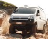 Мінівен Toyota схрестили з Land Cruiser, щоб створити найекстремальніший автодім (відео)