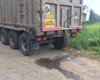 Жители Закарпатья уже сами останавливают фуры со львовским мусором