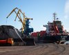 В Україну прибуло перше із семи суден з американським вугіллям