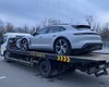 "Превратились в кирпичи": россиянам заблокировали сотни Porsche через спутник