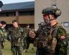 На крупной военной базе в Канаде разразился масштабный пожар: есть погибшие и раненые, что произошло