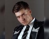 "Слезы потекли": известный певец вывез дочь и жену из Киева из-за опасности (фото)