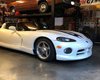 Спорткар Dodge Viper превратили в нестандартный кабриолет-лимузин (фото)