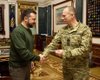 Проводить співбесіди з кандидатами: Зеленський розглядає можливість звільнення Сирського, — FT
