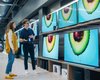 Дорогие OLED-телевизоры резко дешевеют: в чем причина и стоит ли покупать