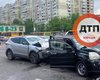 ДТП в Киеве: Nissan протаранил автомобиль и полицейскую, оформлявшую ДТП