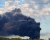 По Москві масовано вдарили дронами: палають заводи, НПЗ та технопарк, деталі атаки (відео)