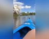 Под Киевом прямо перед парой на каяке взорвался российский дрон (видео)