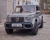 Гелендваген в миниатюре: британцы выполнили яркий тюнинг Suzuki Jimny (видео)