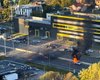 Щонайменше троє загиблих: поблизу Києва Росія завдала удару по трасі, якою рухалися люди (фото)