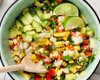 Что приготовить из сезонных овощей: рецепт летнего салата с кукурузой