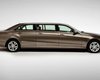 Универсал Mercedes-Benz E-Class удлинили почти на метр