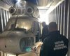 Передадут в ВСУ: на Одесской таможне нашли вертолет, находившийся в контейнере 15 лет (видео)