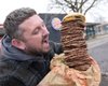 "Самый большой": фанат Burger King из Великобритании заказал бургер с 36 котлетами (фото)