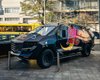У Києві помітили унікальний автомобіль Red Bull із телевізорами та холодильником (фото)
