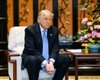 Цифровий детокс: у Трампа в Пекіні "відібрали" телефон і не давали постити в соцмережах