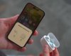 Багато хто й не здогадується: дві приховані функції роблять AirPods набагато кращими за інші навушники