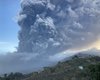 На Карибском острове Сент-Винсент пятый день извергается вулкан Ла-Суфриер