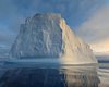Айсберг як Хрещатик: українські полярники показали унікальну льодову брилу