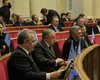 Коалиция обещает бесплатную медицину и физподготовку