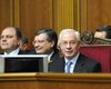 Азаров сел в чужое кресло в правительственной ложе в Раде