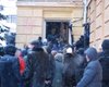 В Черновцах во время штурма травмировали председателя облсовета