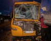 В Киеве маршрутка с пассажирами врезалась в грузовик: 12 пострадавших