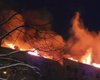 Вогонь охопив 4000 кв метрів: у Москві загорілася житлова багатоповерхівка (відео)
