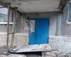 В Донецкой области на детей упал козырек подъезда