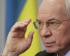 Азаров пообещал финансово поддерживать украинцев в России