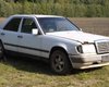 Немецкое качество: Mercedes W124 завелся и поехал после 8 лет простоя на свалке (видео)