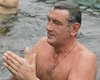 Ющенко и Балога искупаются в крещенской воде