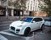 700-сильный монстр: в Киеве заметили безумный заряженный кроссовер Porsche 2000-х (фото)