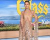 Кейт Хадсон посетила премьеру фильма в золотистом платье с "голым" эффектом