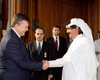 Янукович и президент Катара наградили друг друга орденами