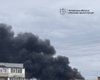 Российские БпЛА атаковали Запорожье: в городе слышны взрывы, а в одном из районов есть задымление