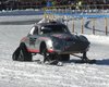 Раритетний спорткар Porsche 50-х перетворили на незвичайний гусеничний снігохід (відео)