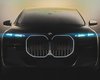 Новый BMW 7 Series показали на первых фото: в его салоне – большой телевизор