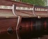 Символ коррупционной роскоши: корабль-ресторан Януковича в Межигорье ушел под воду (видео)