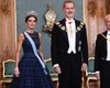 Королева Летиция появилась в платье от H&M на приеме у шведского короля