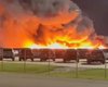 Сгорело 50 электрокаров: в США произошел масштабный пожар на автозаводе (видео)