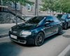 Премиальный брат VW Golf GTI: в Киеве заметили редкий заряженный хэтчбек 90-х (фото)