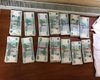 Украинцы несли в Россию под одеждой 3 млн рублей