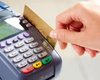Украинцы все чаще платят в магазинах картой, - НБУ