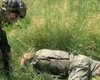 Выбежал из кустов: защитники Украины эффектно взяли в плен оккупантв РФ (видео)