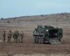 США хотят "бесплатно подарить" БТР Stryker Польше: что достанется Украине