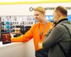 Сервис по обслуживанию покупателей на жестовом языке подключен в 20 магазинах Фокстрот