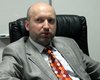 Турчинов не будет на выборах использовать служебный кабинет