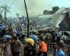 Военный самолет взорвался в Индонезии: десятки погибших