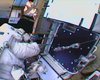 Астронавты NASA в открытом космосе сменили солнечные батареи МКС